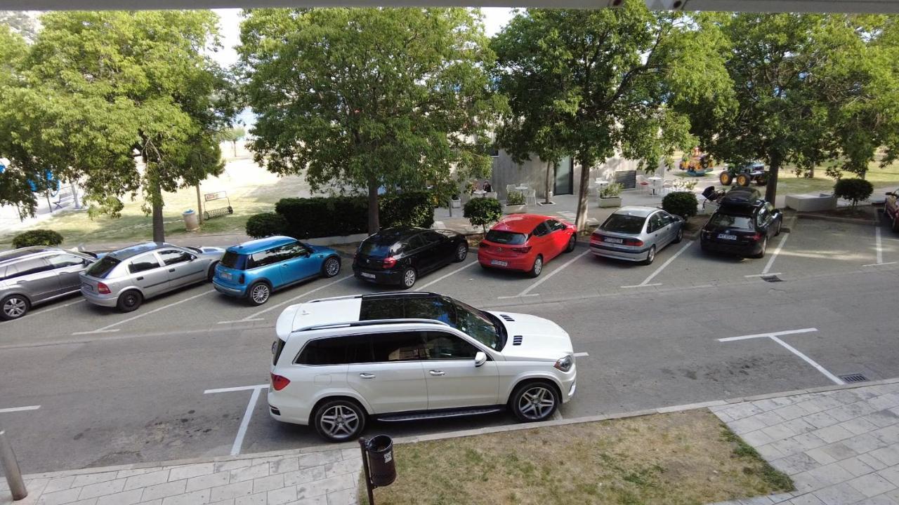 Apartment Dina Omiš Zewnętrze zdjęcie